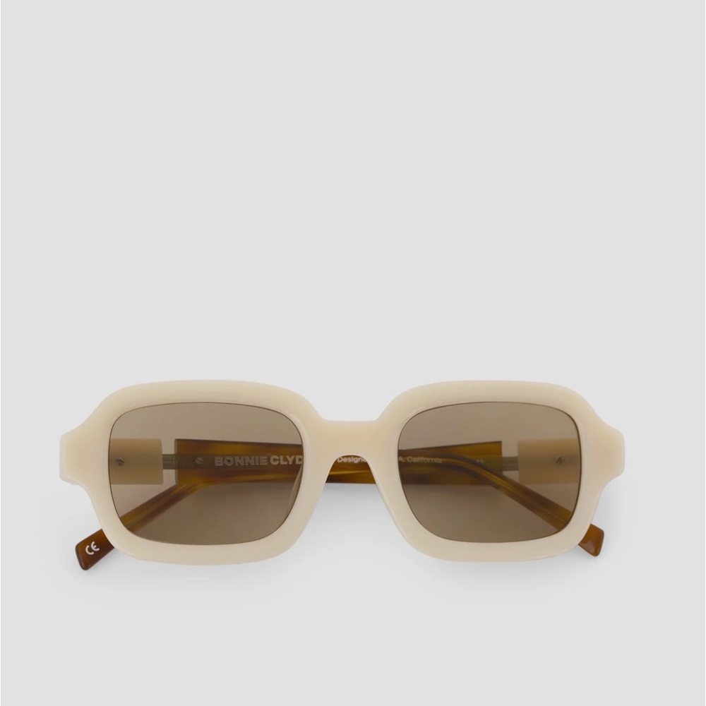 Bonnie & Clyde “Shy Guy” Sunglasses in Cream w/Brown Lenses (size in descrip)